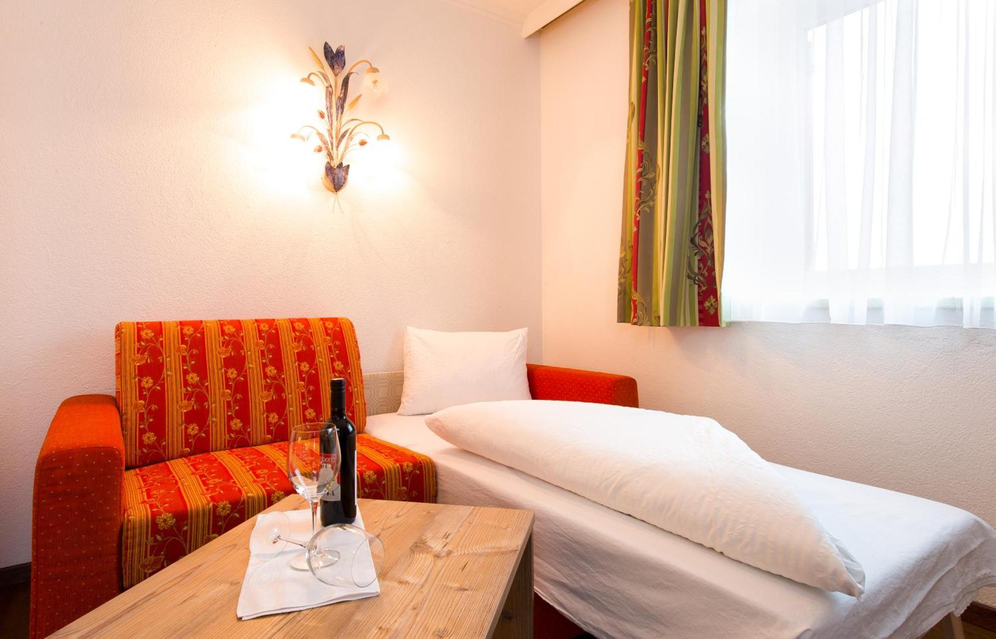 Zum Schwanen Hotel 3*